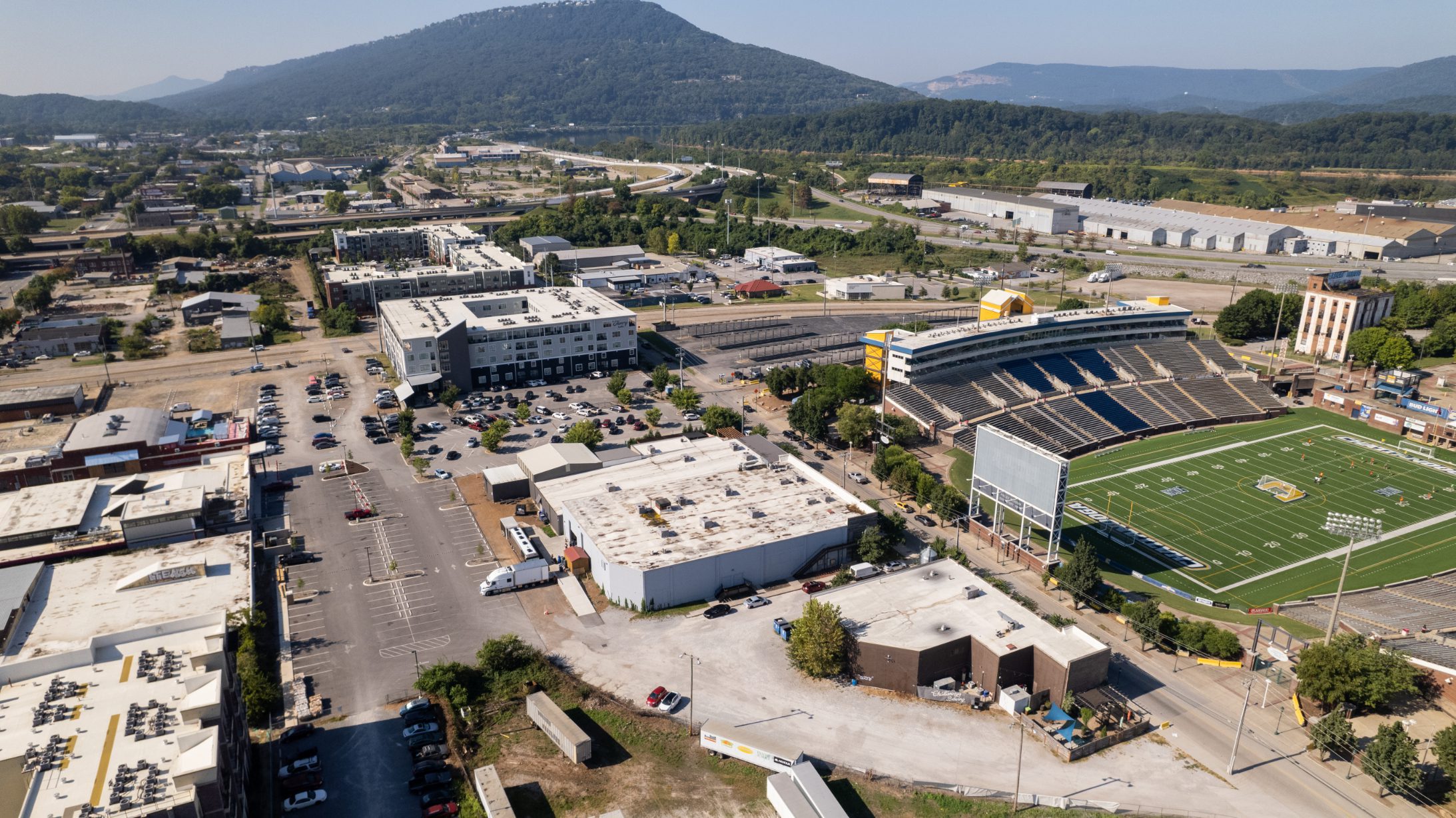 Aerial view of Chestnut Street looking toward Lookout Mountain